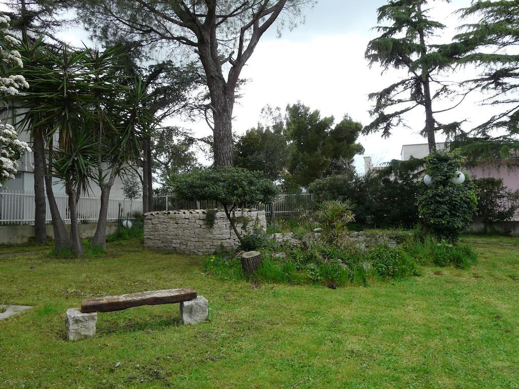 B&B Villa Garden Bisceglie Extérieur photo