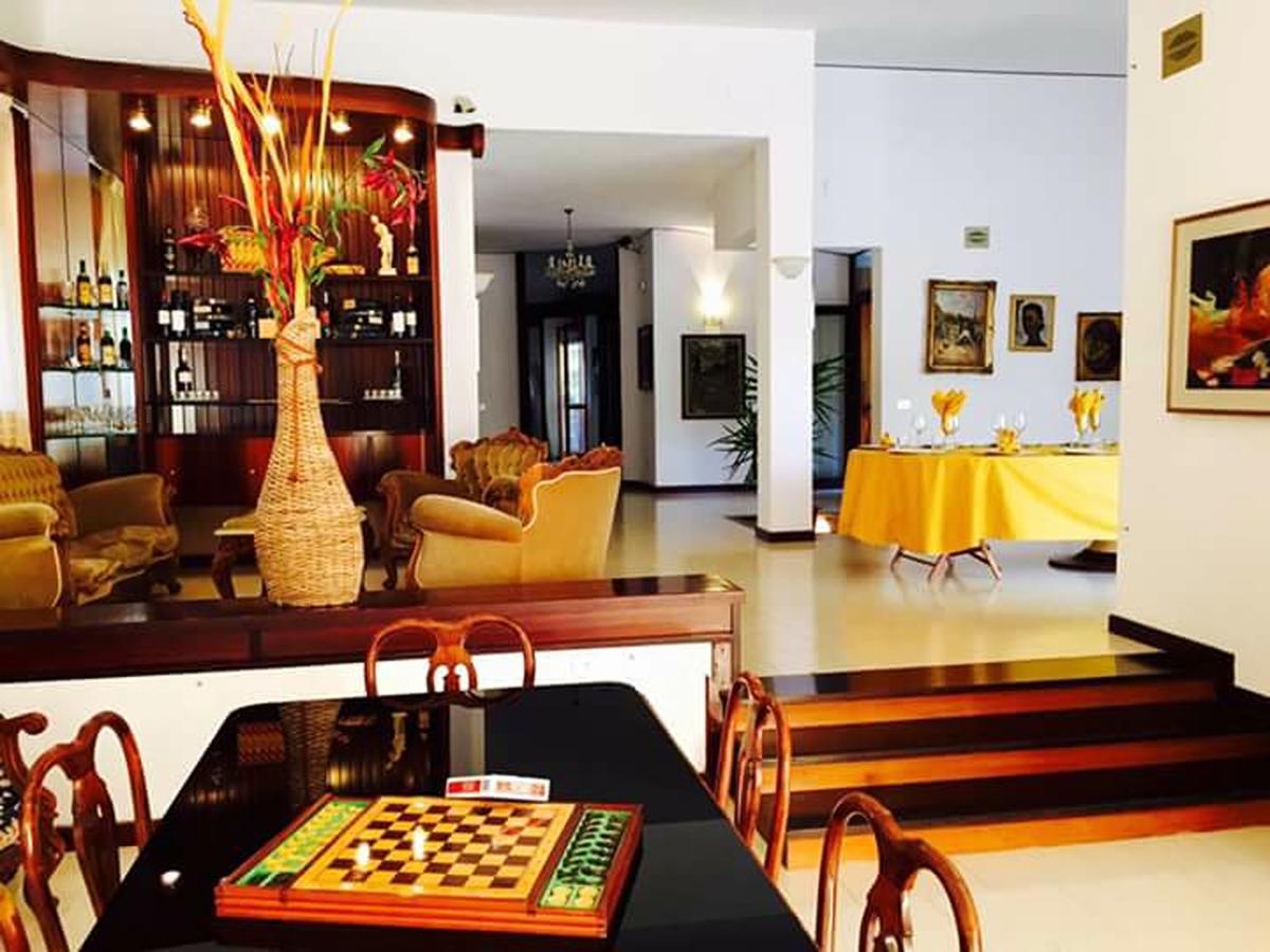 B&B Villa Garden Bisceglie Extérieur photo